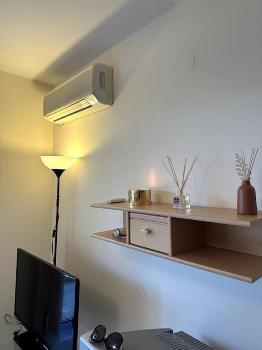 Spacious Fully Furnished Studio In Kavarna Apart Hotel Zewnętrze zdjęcie