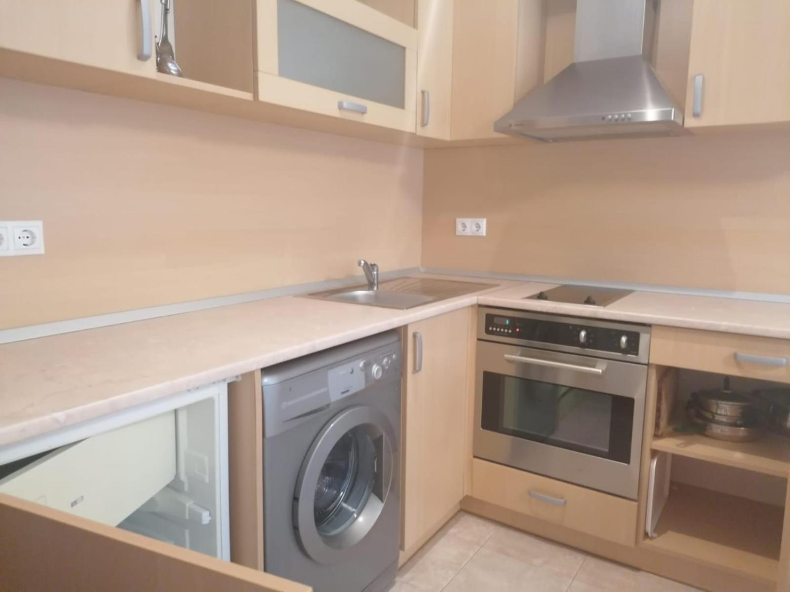Spacious Fully Furnished Studio In Kavarna Apart Hotel Zewnętrze zdjęcie